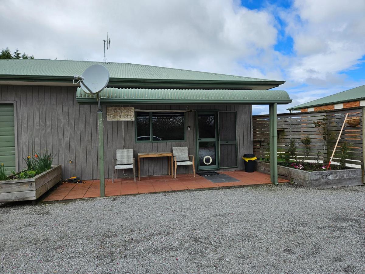 Ridgetop Farmstay Oruanui ภายนอก รูปภาพ